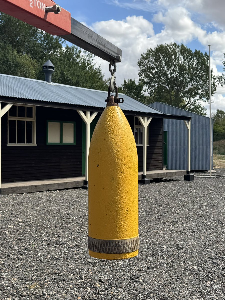 GreatWarHuts's tweet photo. It’s a warm Thursday afternoon here at Brook Farm Camp so @ChiefHutBuilder is about to repaint a 9.2” BL Howitzer shell (it’s completely empty), originally fired at Serre on the Somme, to go with our recently restored 1904 Royal Navy 9.2” breech. https://t.co/KtbsCwybmA
