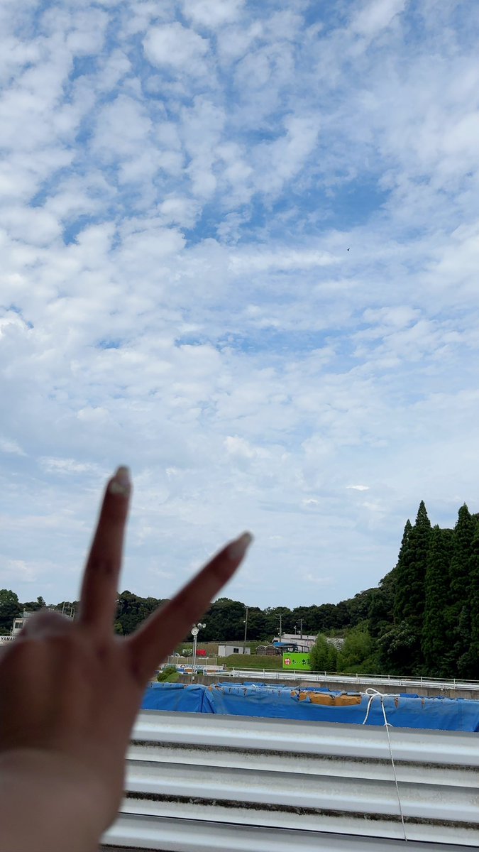 otsuotsualice's tweet photo. お天気だった！成長したと思ったらとても退化したのでがんばろう🛵³₃³₃バイク楽しいけど難しい🛵³₃³₃ https://t.co/hkCvTd02Uy
