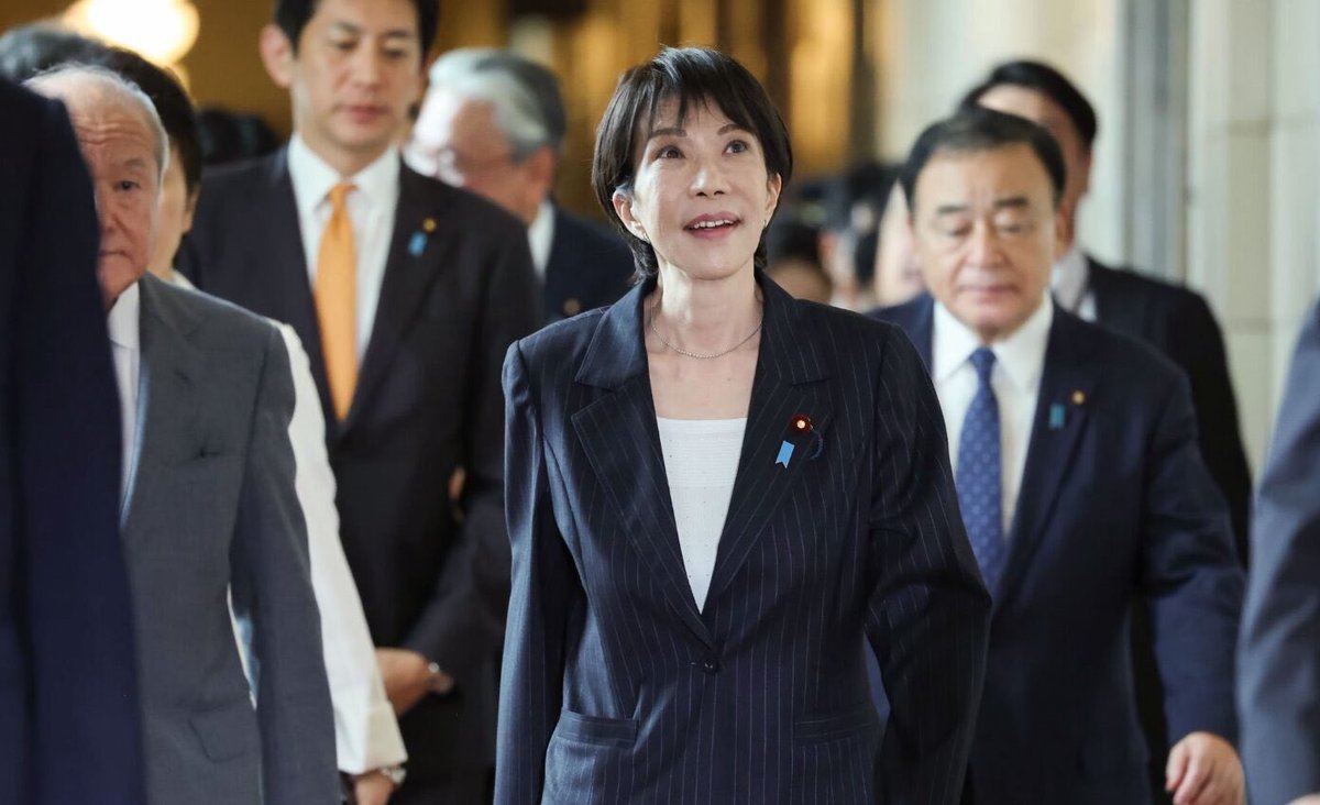 newsnews_today's tweet photo. 「廃止するのは絶対に無理だ」と言われ、1974年（昭和49年）から50年間も続いた理不尽な「ガソリン暫定税率」を廃止し、消費税の減税を初めて成し遂げた首相、高市早苗。
ほんと凄いよ、この人は…😅 https://t.co/wtX8SM6OIx