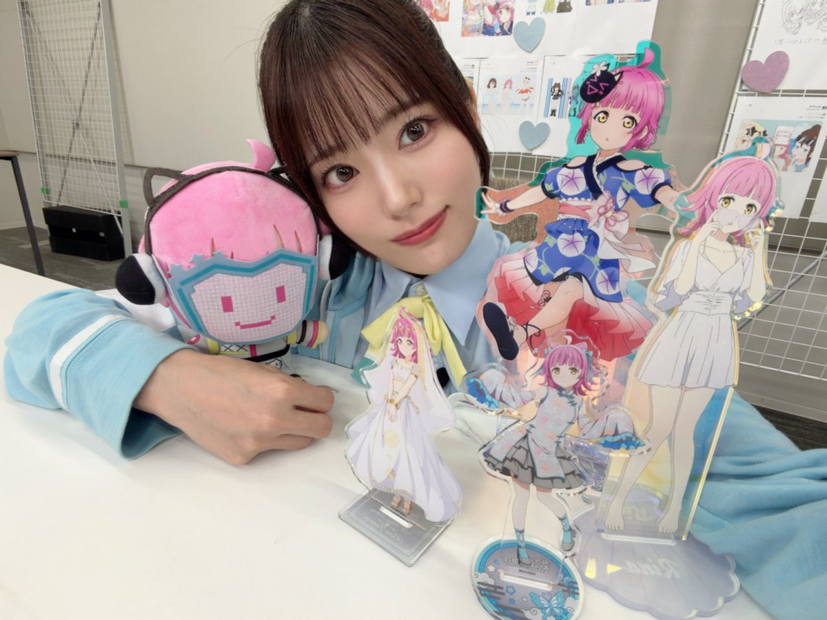 t_chiemi1006's tweet photo. 璃奈ちゃんのことが、大好きで大好きでたまらない。一緒にいればいるほど愛おしくなる。いつもありがとう璃奈ちゃん🤍🪽 https://t.co/70hH7fwevC
