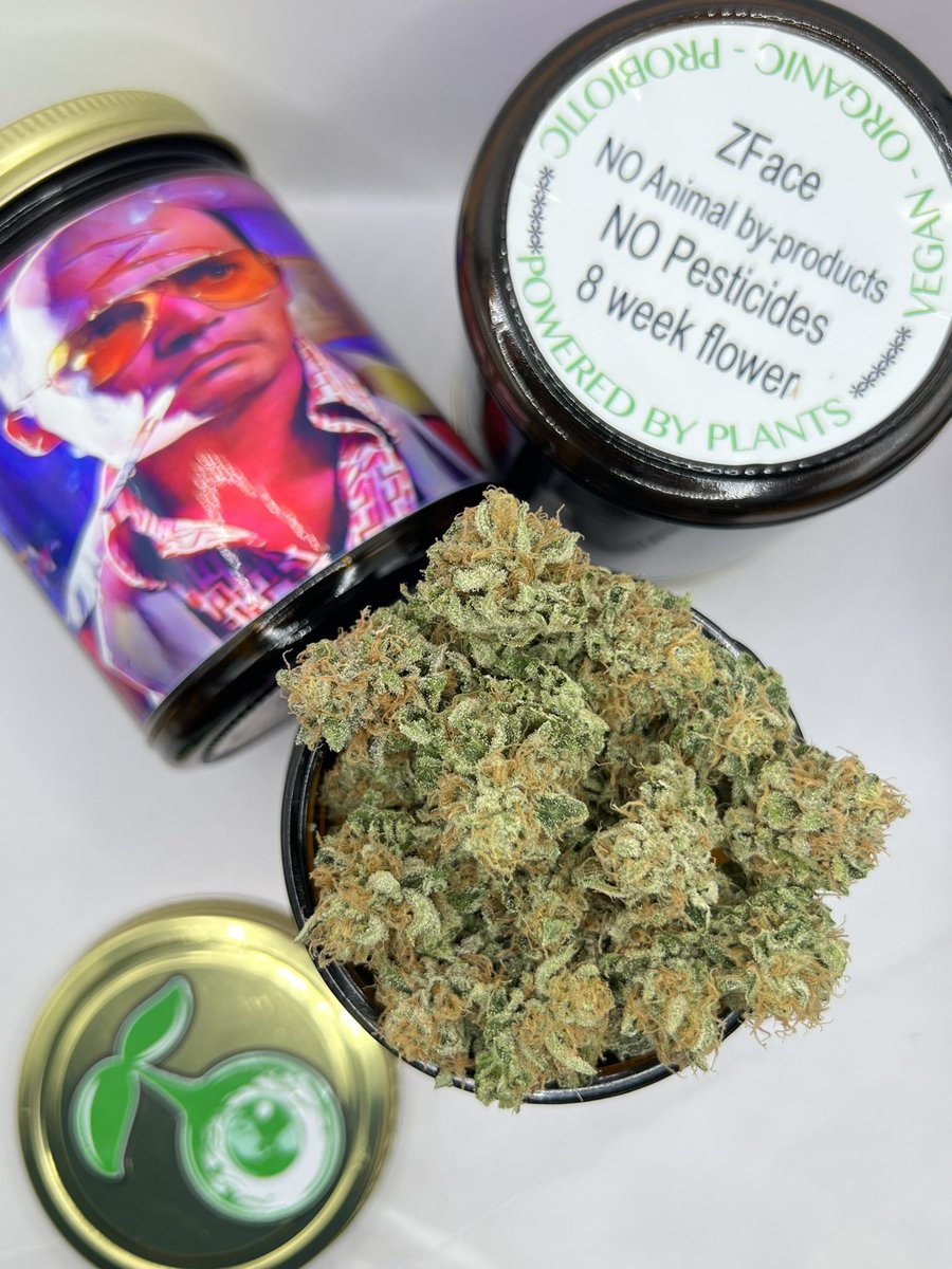 khashTreeMason's tweet photo. Khash Tree Mason Live Drops: Grandma’s Cookies, ZFace & Altitudes Capsules. Secure your small-batch flower and full-spectrum hash rosin capsules now at https://t.co/py5OCEaguY! #KhashTreeMason #CraftCannabis #LiveDrop #BayAreaCannabis https://t.co/5d32ihqEn3