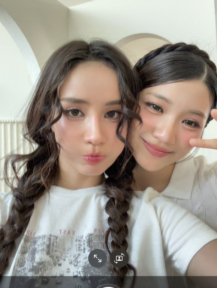 tte_acete's tweet photo. ไหล่เจน่าไม่เคยว่างเลยอะ เพราะมีหมวยซบอยู่ 🙂‍↕️🙂‍↔️

#aangelinaass #ginnynatnicha
#GinJay https://t.co/w3l5kaRYr3