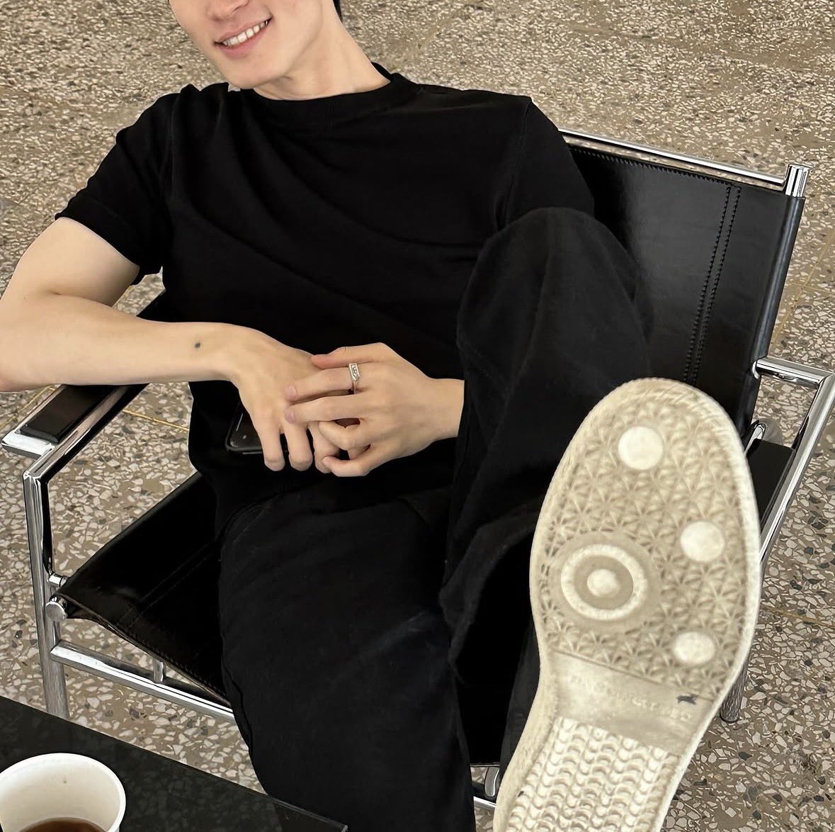 leorioowo's tweet photo. 👋🏻 https://t.co/Na0CpTJ3o5