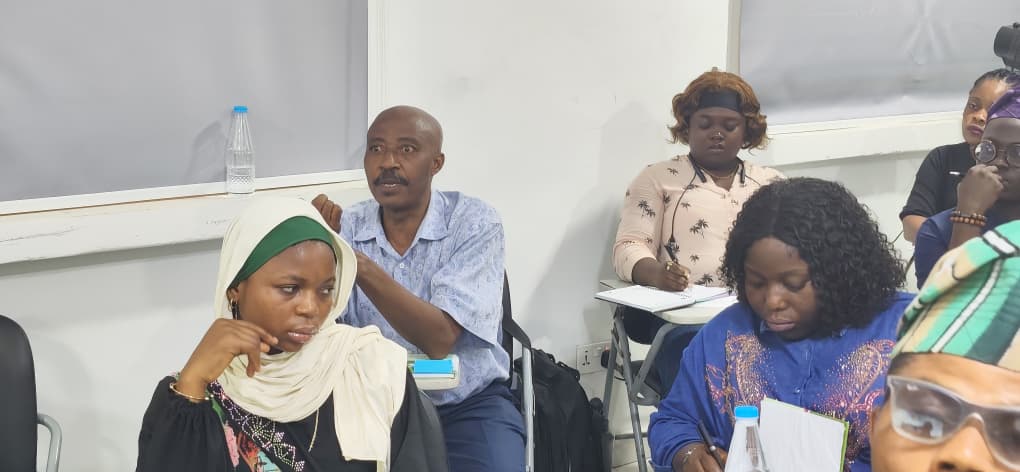 WSoyinkaCentre's tweet photo. "We should have a campaign against the criminalisation of freedom of expression." That was the call from @AyLonge, Deputy Executive Director, @MRA_Nigeria at the ongoing #JournalistsTimeout.

He urged the media to give greater attention to reporting civic space violations and emphasised that protecting journalists and defending press freedom require stronger solidarity and responsiveness across the profession.

#WSCIJ #JournalistsTimeout #CivicSpaceGuard #Journalism #PressFreedom #FreedomOfExpression #Democracy #PublicInterestJournalism