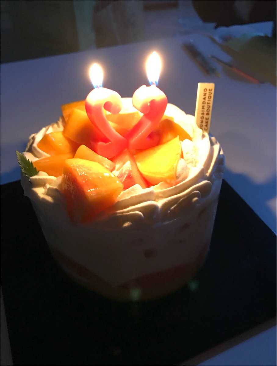 bbdu3ii's tweet photo. 생일축하해^^투미프롬미 https://t.co/kuGcWr2ysO