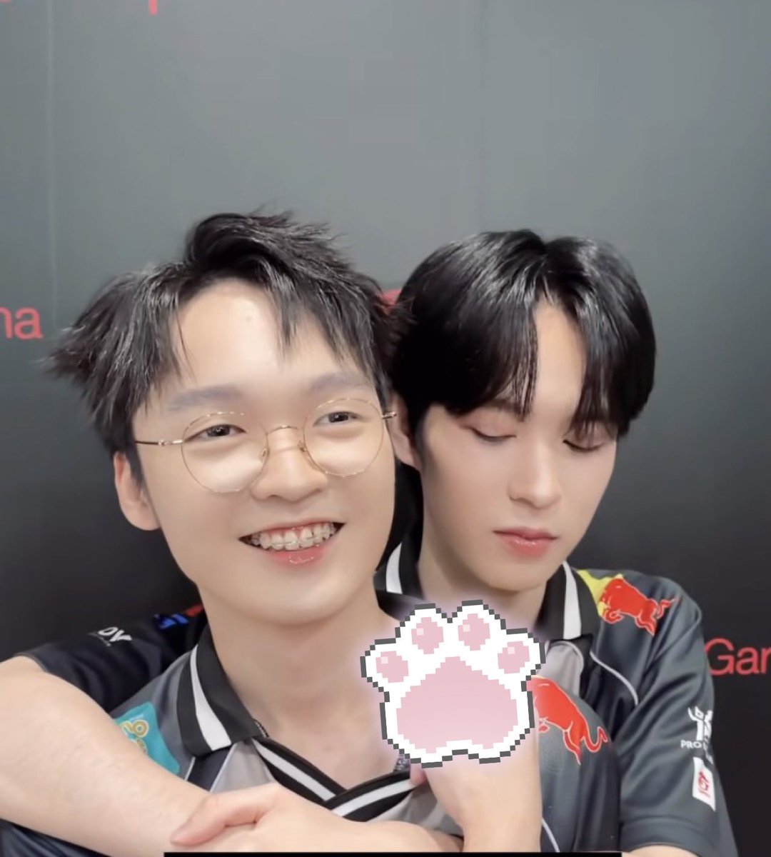 taewaew_16's tweet photo. หว่ายยย พิกกี้บูบูตัวน้อยๆ ของมัมหมาทั้งสองคน รักกันแย้วววว (กี่) 🥺🥺 https://t.co/AsWeKnpOjj
