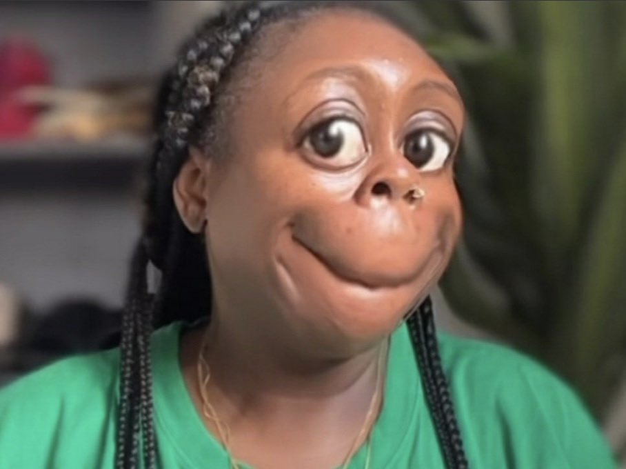 nalugwa_lilian's tweet photo. I’ve just remembered someone who said that people from Masaka voted for her, only for her to almost get slapped by those same people. 😂😂😂😂 https://t.co/1hxIkOPCGI