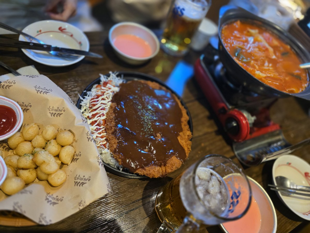 micmic__13's tweet photo. 갑자기 가다가 팀웨슷스 만나서 또 고급바디 만들러옴 https://t.co/ii10JgL6t6