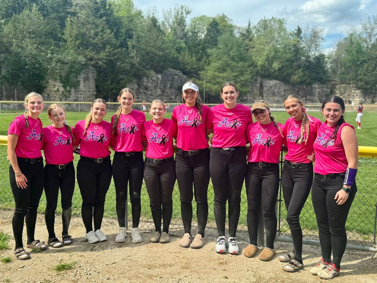 SophieHall00008's tweet photo. So proud of my team for closing out the season 40-11! I had so much fun with these girls! Good luck to all my teammates as HS season gets started! 
@AcesFPMidMO @tbartlett76 @shelbielea_18 

Season stats ⤵️
AVG .394
OBP .437
14 RBI, 39 Runs
16 SB
FPCT .930 on 71 TC https://t.co/9eMKE6STFo