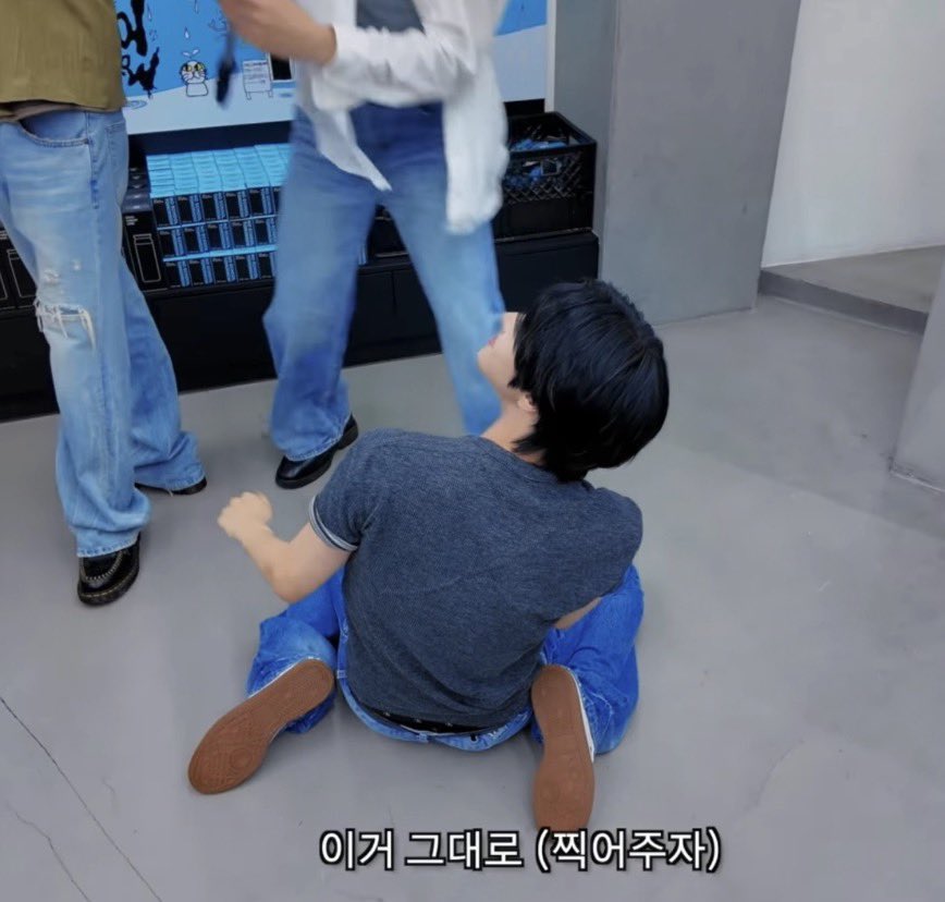 le0mon's tweet photo. 오빠들 딸칠시간도없이 바쁘면서   섹스는왜이리 많이해요 https://t.co/27KCa7a5I2