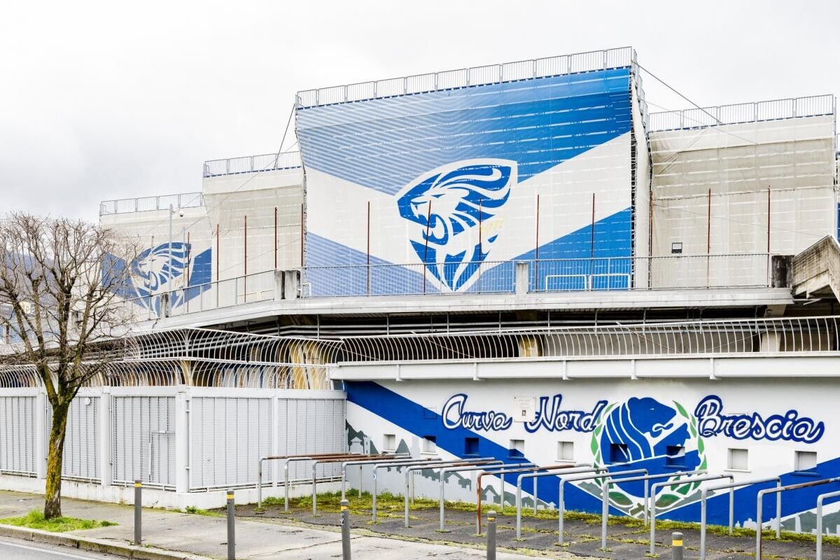 lequipe's tweet photo. Après 115 ans d'existence, le Brescia Calcio est officiellement liquidé par la justice italienne

➡️ https://t.co/5ewBb1Shop https://t.co/9guGK7eAFG