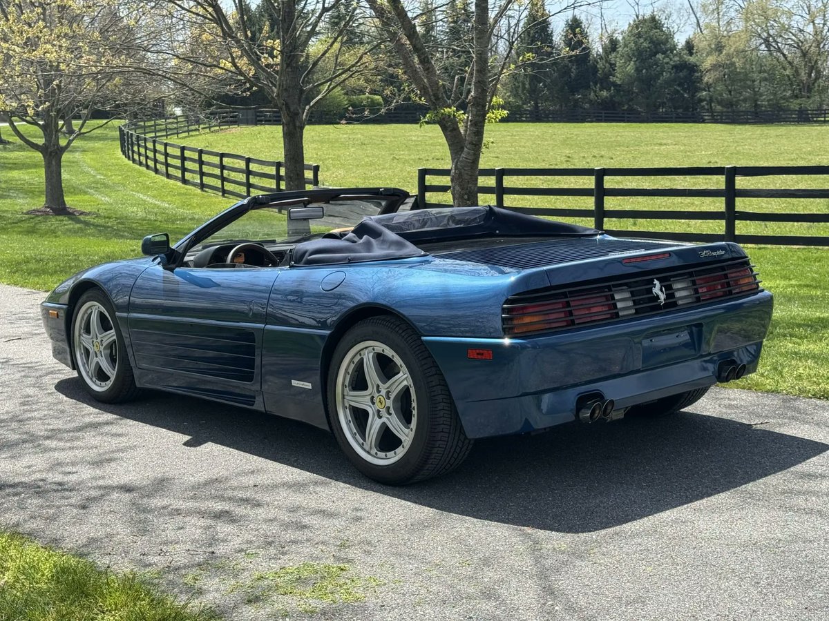 LayecChristophe's tweet photo. Ferrari 348 Spider. https://t.co/614gjaZDhL