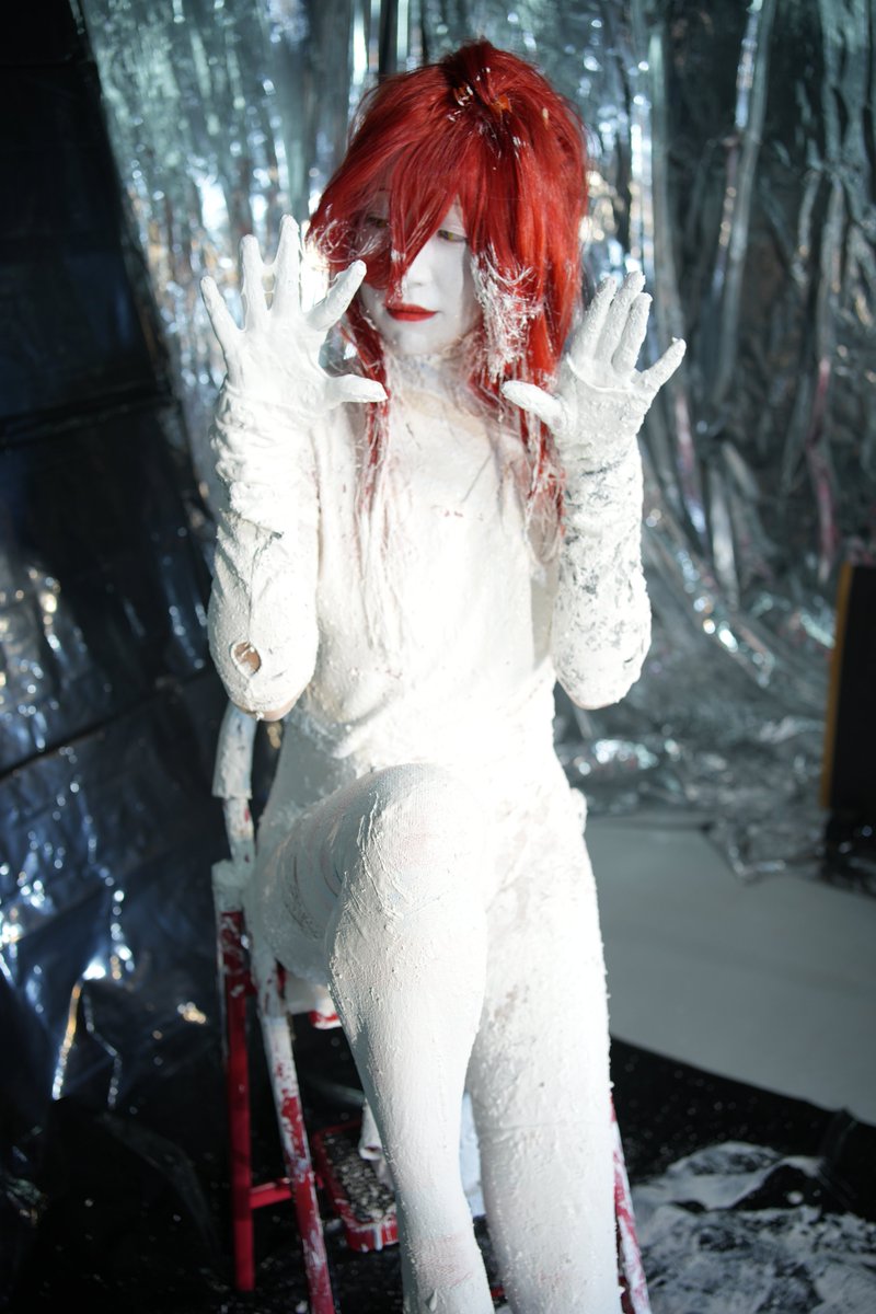 03kkzz's tweet photo. 外墙乳胶漆

メッシー ボディペイント 白塗り messy bodypaint WAM 人体彩绘 https://t.co/EfNsNcHei0