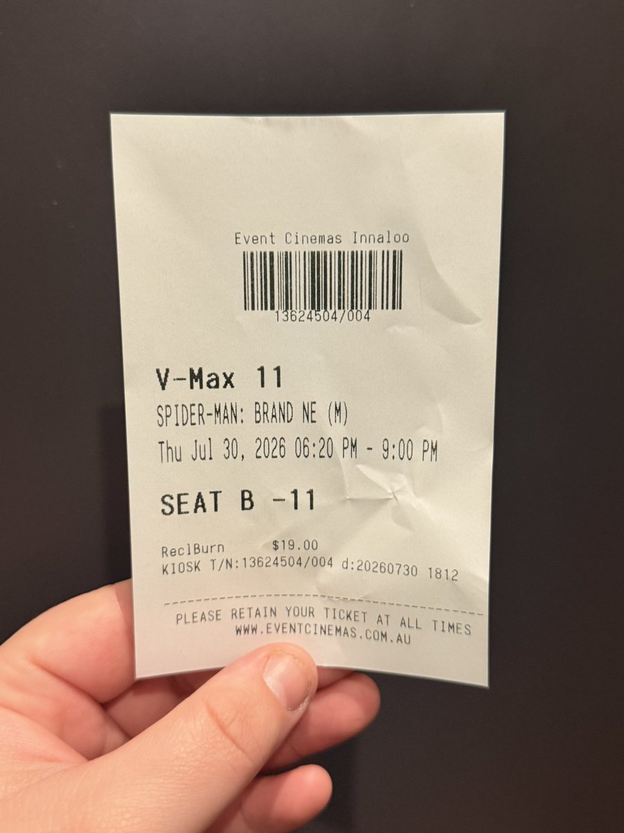 lMNOTACYNIC's tweet photo. seated and sat https://t.co/I1kSF61pOJ