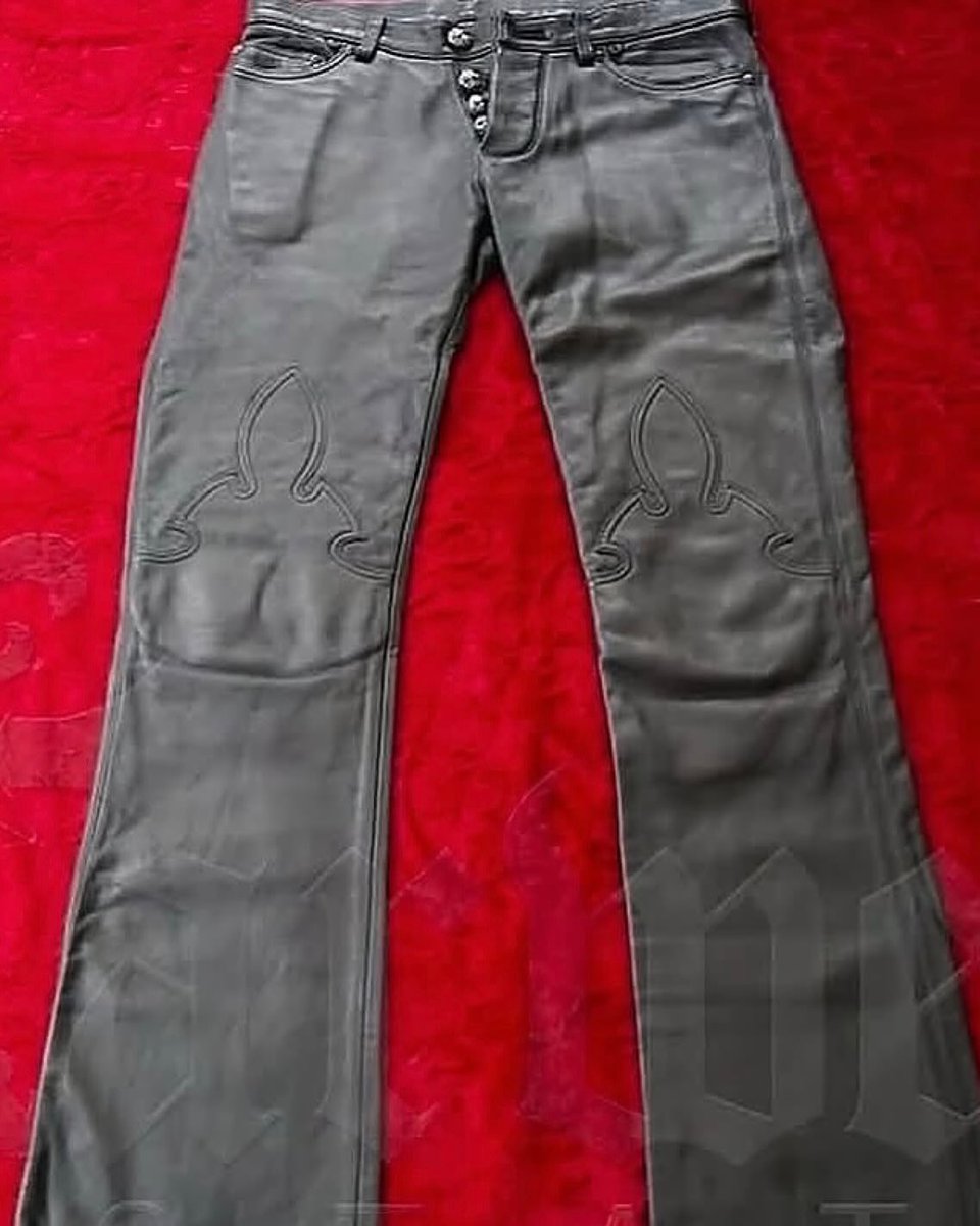yazzxv's tweet photo. nicholas cage’s custom chrome hearts ‘ghost rider’ fit https://t.co/PkS1bT3yfE