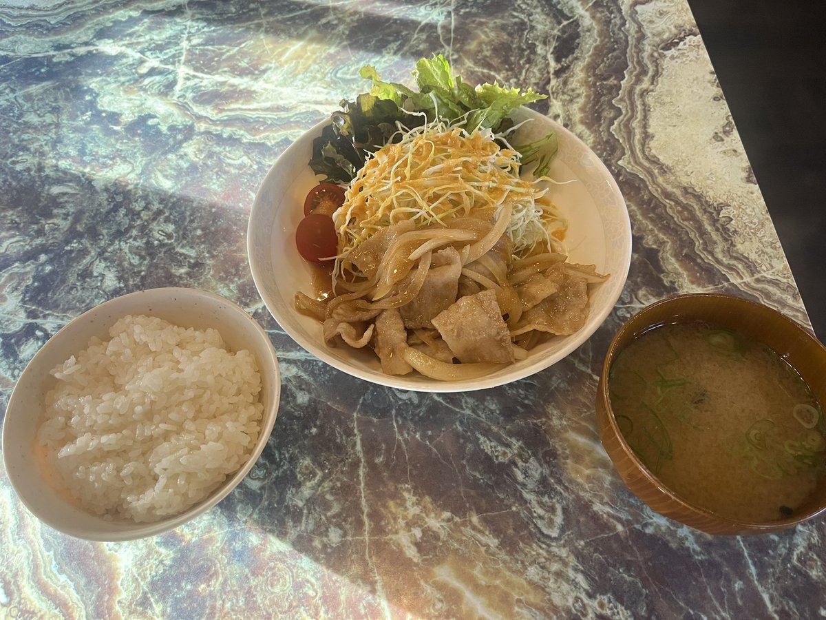 hirogotocafe's tweet photo. パッと食べて、サッと帰ろう。 https://t.co/CCXTAZuZaf