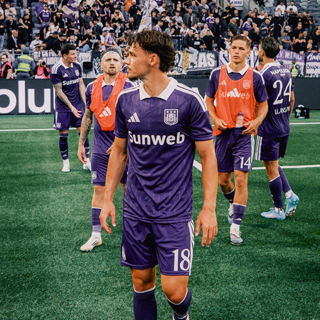 PremierBetTG's tweet photo. 📋 Au programme aujourd'hui 👇🏽

Midtjylland v Besiktas
PAOK v Dyn. Kyiv
Anderlecht v Hammarby
Ferencvaros v Twente 
Benfica v St. Gallen

Rendez-vous sur notre site en ligne 📲💻 pour parier sur ces rencontres 😎

+18 | Jouez de manière responsable

#UEL #EuropaLeague https://t.co/uZqLSKw7J6