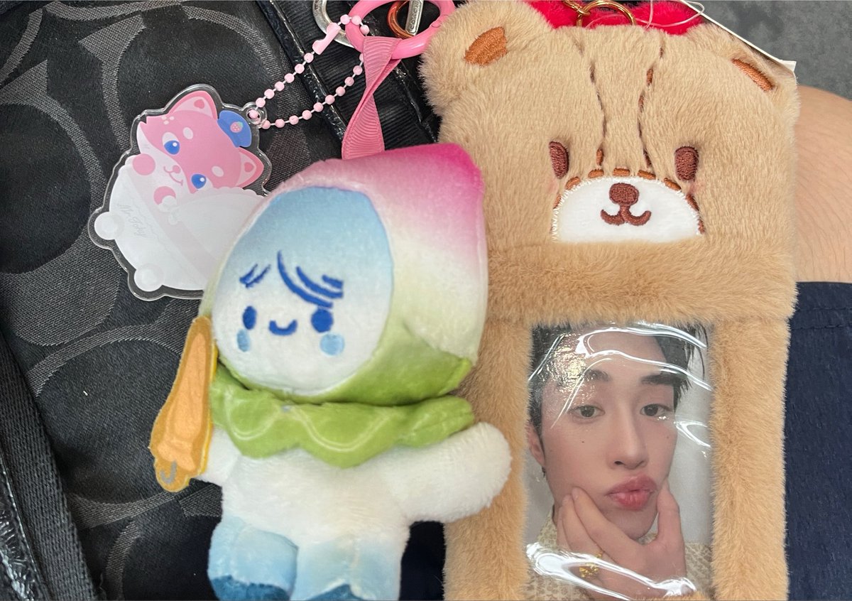 mayyonchu's tweet photo. ฝากเรนนี่เลี้ยงโทกี้หน่อยน้าา    >         <  ♡♡ https://t.co/3wAn6Ic1rd