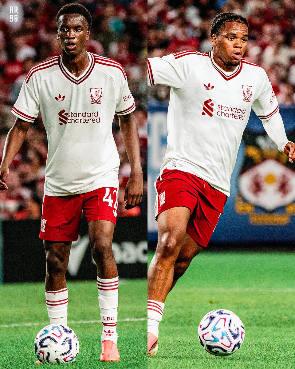 AnfieldRd96's tweet photo. The future looks bright with these two 💫 https://t.co/C9PAq5lLPV