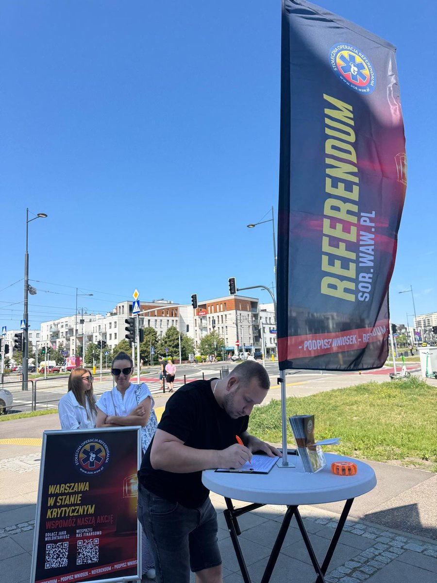 SORwaw's tweet photo. 🟡🔴 Pierwszy dzień zbiórki podpisów!

Nasi wolontariusze są już na ulicach Warszawy i zbierają podpisy pod referendum.

Dziękujemy za każdy podpis i każde wsparcie. 

Śledźcie nasze media społecznościowe i stronę https://t.co/MitdTSUX5t

#SOR #SORwaw #referendum #Warszawa https://t.co/F4zlAJREkq