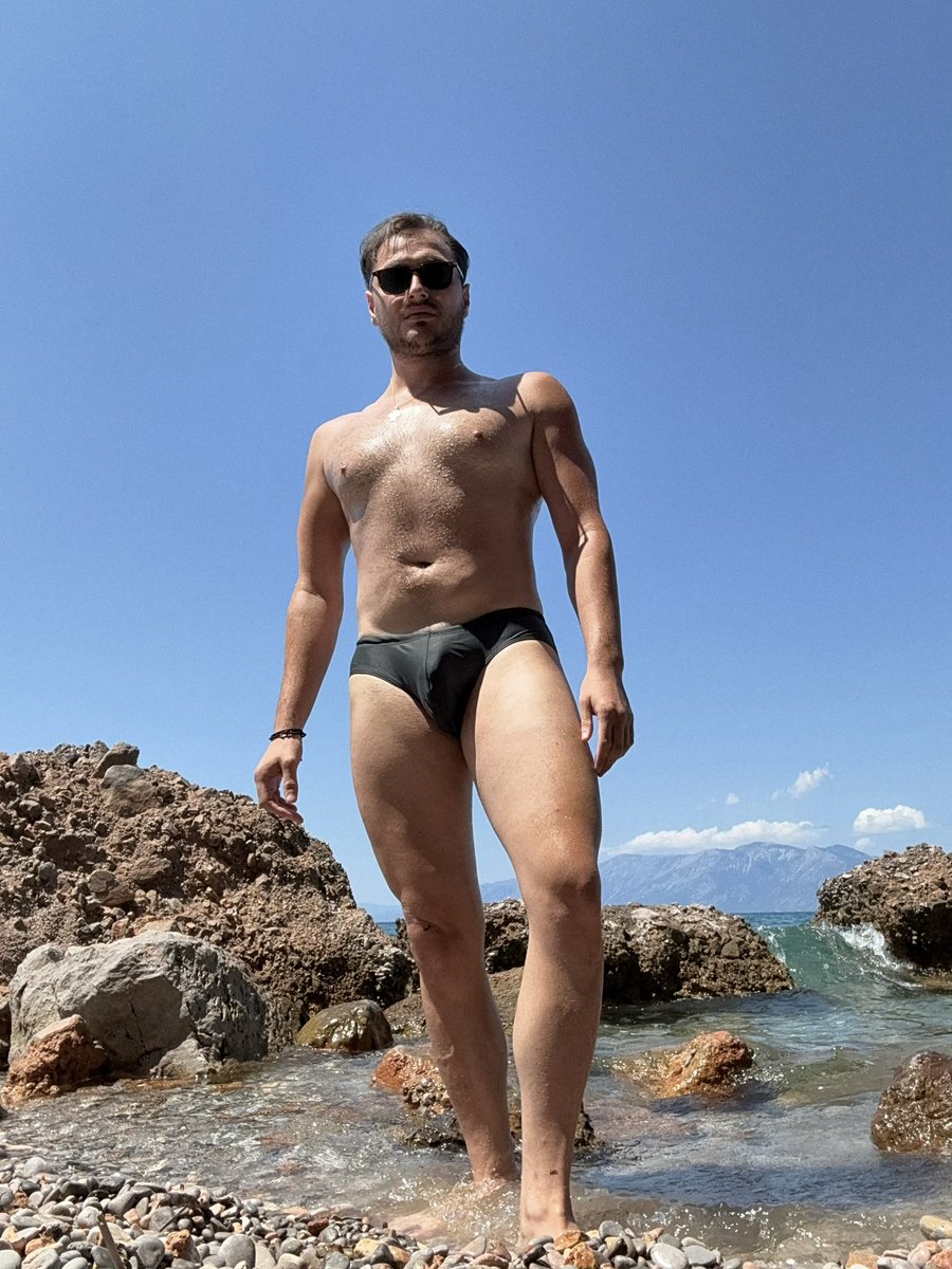LoukasKarla's tweet photo. #beach #summer #greek #man https://t.co/cHHJZYXJ9k