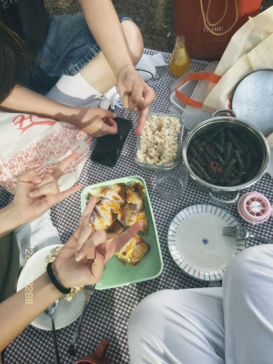 Yamurxa's tweet photo. aynen kardeşim pinterest pikniği https://t.co/Dryq34hLcL