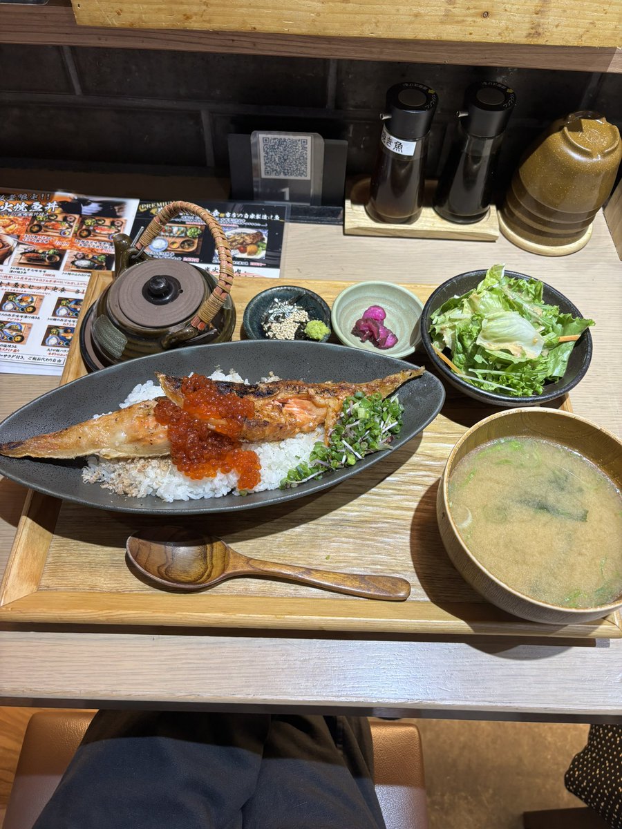 ken8358k's tweet photo. 2026.7.30

炙処 火ノ膳 高田馬場店
大トロ鮭ハラスとイクラの親子丼

2024年5月のオープン当初からお気に入りの店。
何度かメディアで取り上げられ大混雑で待ちだったが、久し振りのランチながら変わらない味に満足😋

#炙処火ノ膳高田馬場店
#大トロ鮭ハラスとイクラの親子丼 https://t.co/nCjhlG7Tqm