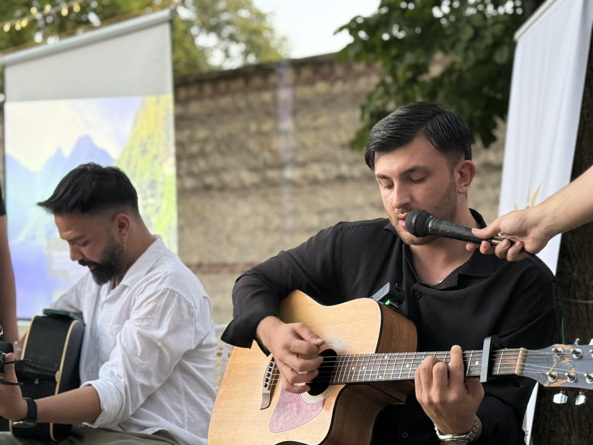 eyupakgenclik's tweet photo. İl Gençlik Kolları Başkanımız Sayın @nevzatyuce ’nin katılımlarıyla Eyüpsultan Sahil’de gerçekleştirdiğimiz Waffle Fest'te harika bir akşam geçirdik!

Bu özel akşamda bizlerle aynı atmosferi paylaşan tüm genç kardeşlerimize teşekkür ederiz. 🙌🏻 https://t.co/NVha7XBIIF