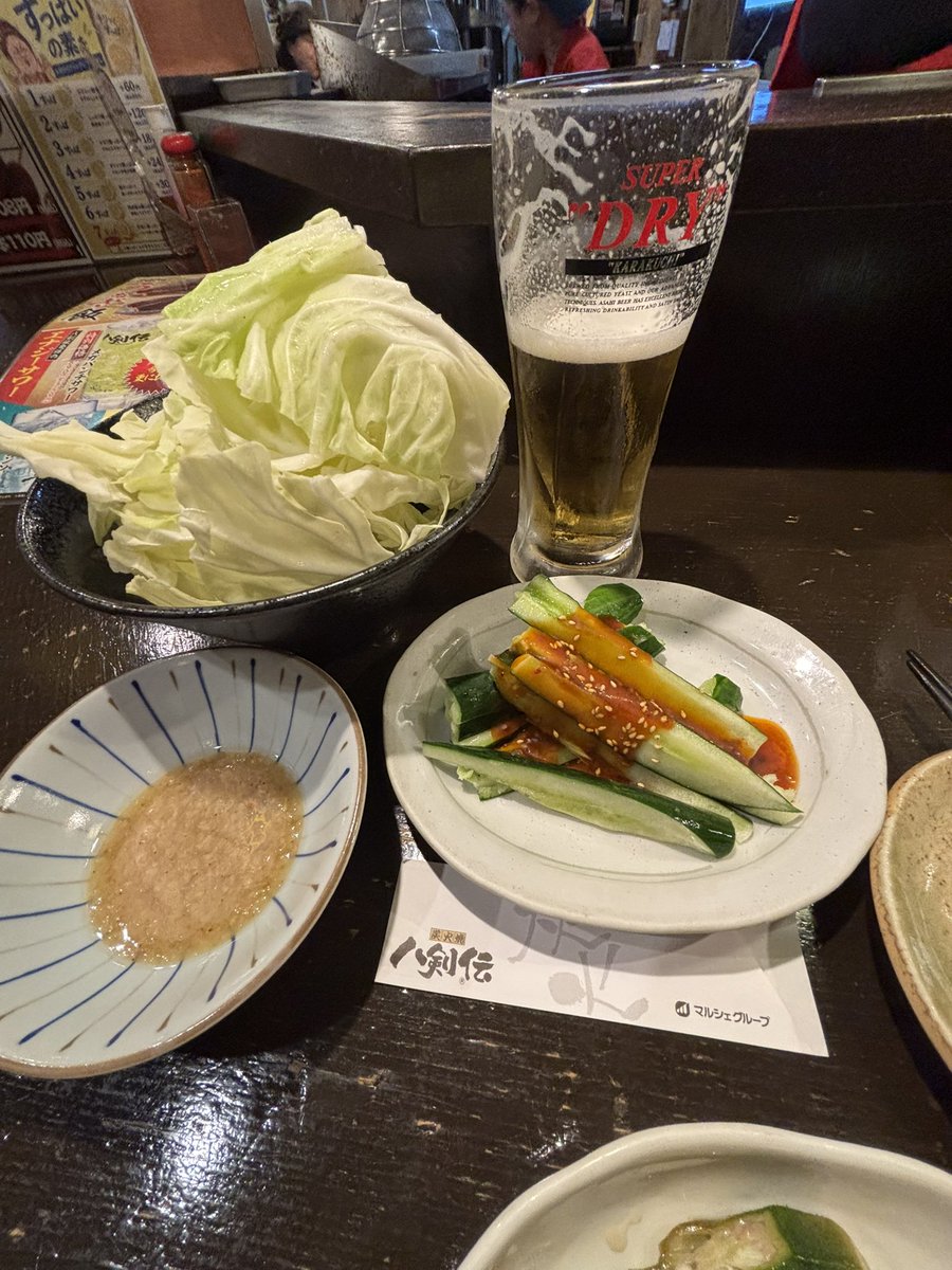 formula_fsw's tweet photo. 久しぶりの豊橋訪問で、こちらも久しぶりの「八剣伝」さんへ🍺相変わらずの美味しい串物に大満足の時間でした✌️ https://t.co/hV27HsDhkK