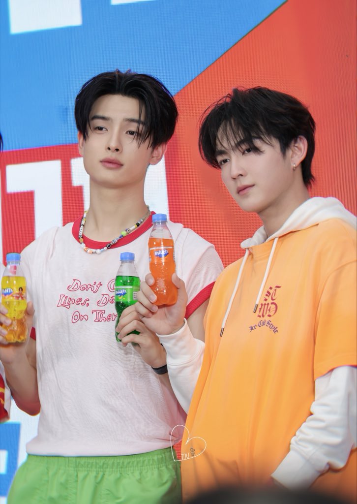 TN_heartcu's tweet photo. แฟนต้าแฟนใจ💗💚
Fanta X BUS 
#FantaXBUS
#KHUNPOL #HEARTchuthiwat https://t.co/CqG9WQFRqT