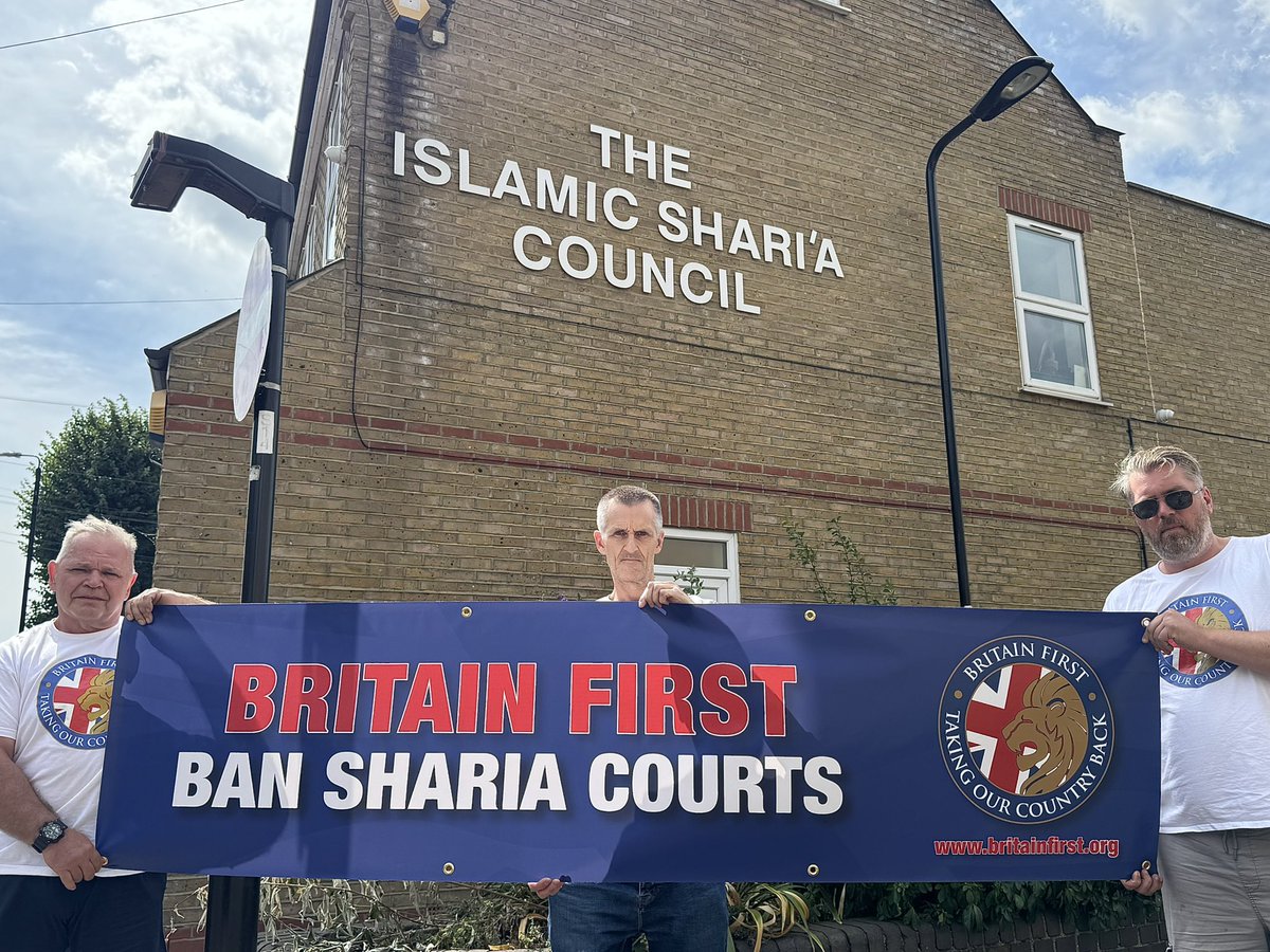 PaulGolding's tweet photo. Britain First just stormed a Sharia Court in London, full video report coming later OCS https://t.co/ACxuBgwS34