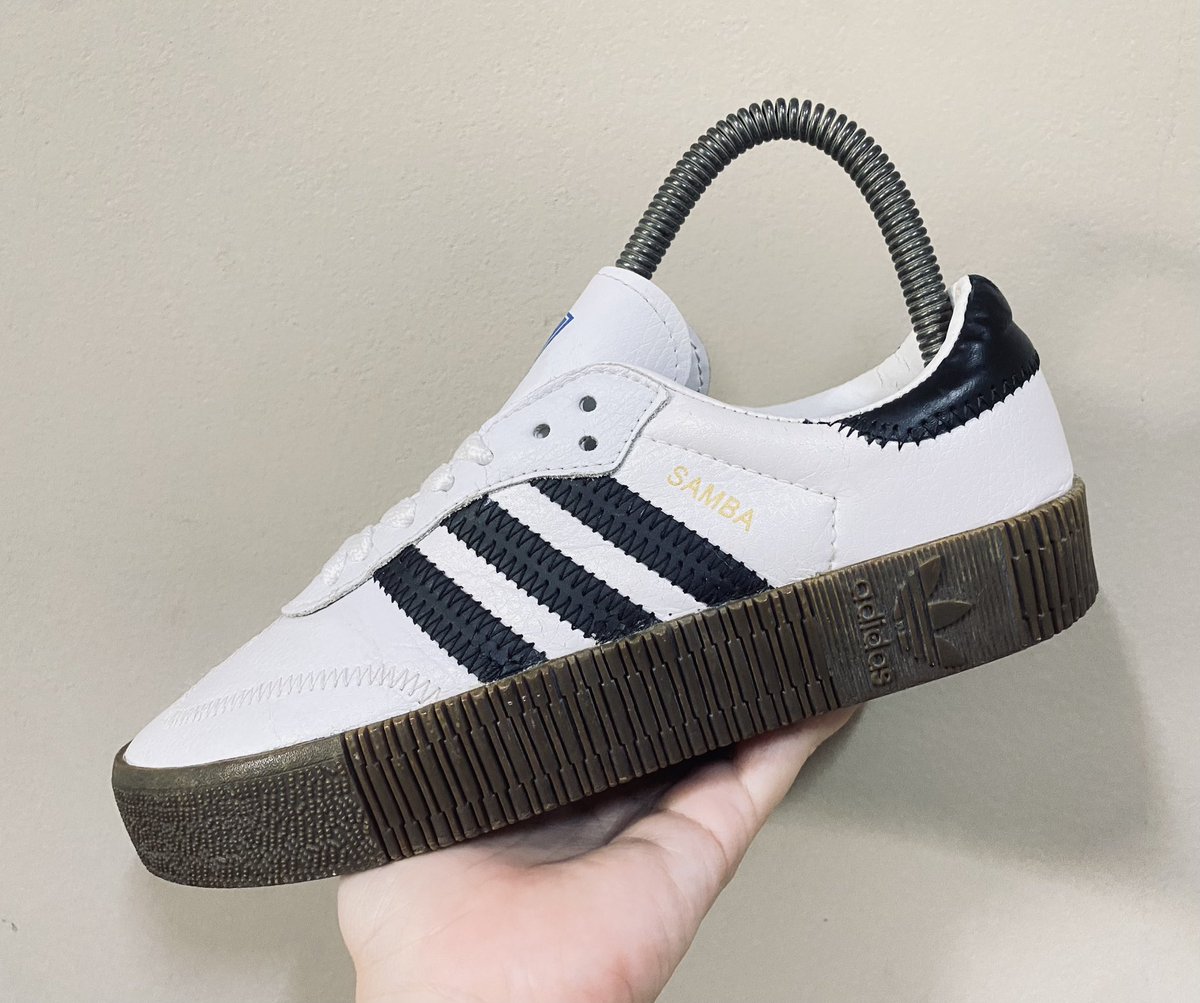 tungoolunla's tweet photo. Adidas Samba ปี 2017 งาน PK
Size 37.5 ยาว 23 cm.
Price : 380🎀 พื้นเต็ม
งานลำลอง ใส่เที่ยว รุ่นฮิต
สนใจแคปรูปส่งเข้าไลน์ทางร้านได้เลย🎉
—————————
🛒สั่งซื้อที่ Line 📲 @521nsmga
#รองเท้ามือสอง #รองเท้ามือสองของแท้ #Adidas #Nike #Newbalance https://t.co/55PYzY5fQj