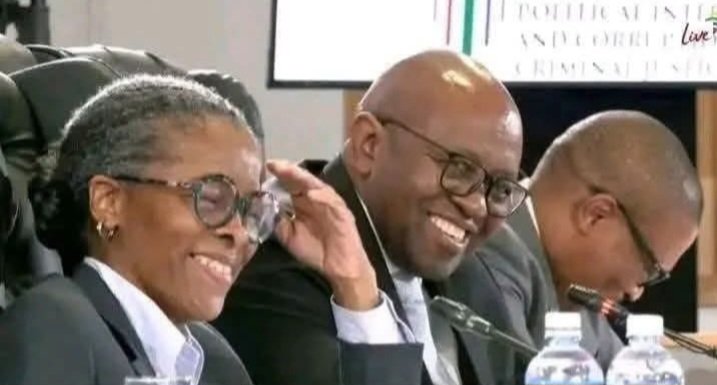 Jozie_Bk's tweet photo. Gojasi says the commissioners laugh at you.
#MadlangaCommission https://t.co/i8jqsKChN4