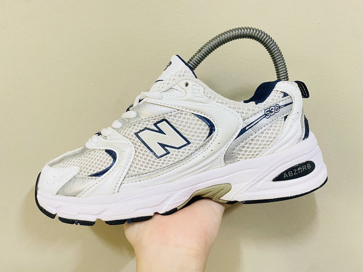 tungoolunla's tweet photo. NewBalance 530 สี SG ปี 2020 PK
Size 37.5 ยาว 24 cm.
เท้า 38/24 ลงได้
Price : 380🎀
ใส่วิ่ง เที่ยว ออกกำลังกายได้ เบานุ่ม ใส่สบาย
สนใจแคปรูปส่งเข้าไลน์ทางร้านได้เลย🎉
—————————
🛒สั่งซื้อที่ Line 📲 @521nsmga
#รองเท้ามือสอง #รองเท้ามือสองของแท้ #Adidas #Nike #Newbalance https://t.co/NPu9Z5XQXo