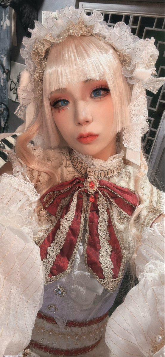 banyousk's tweet photo. アルさんと白黒ロリータ撮影してきた〜😊
可愛い素敵なお写真いっぱい撮ってきたぜ✨ https://t.co/KdE1YXUoJM
