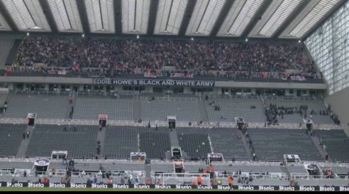 EthanOsafc's tweet photo. been a pleasure Eddie 🤝 https://t.co/ck3VYoUFjR