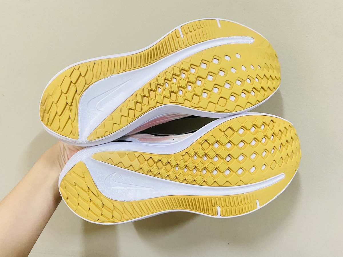 tungoolunla's tweet photo. Nike Zoom Winflo ปี 2023 แท้
Size 38.5 ยาว 24.5 cm.
Price : 380 🎀
ใส่วิ่ง เที่ยว ออกกำลังกายได้ เบานุ่ม ใส่สบาย
สนใจแคปรูปส่งเข้าไลน์ทางร้านได้เลย🎉
——————————————
🛒สั่งซื้อที่ Line 📲 @521nsmga
#รองเท้ามือสอง #รองเท้ามือสองของแท้ #Adidas #Nike https://t.co/b4fBRRqtAW