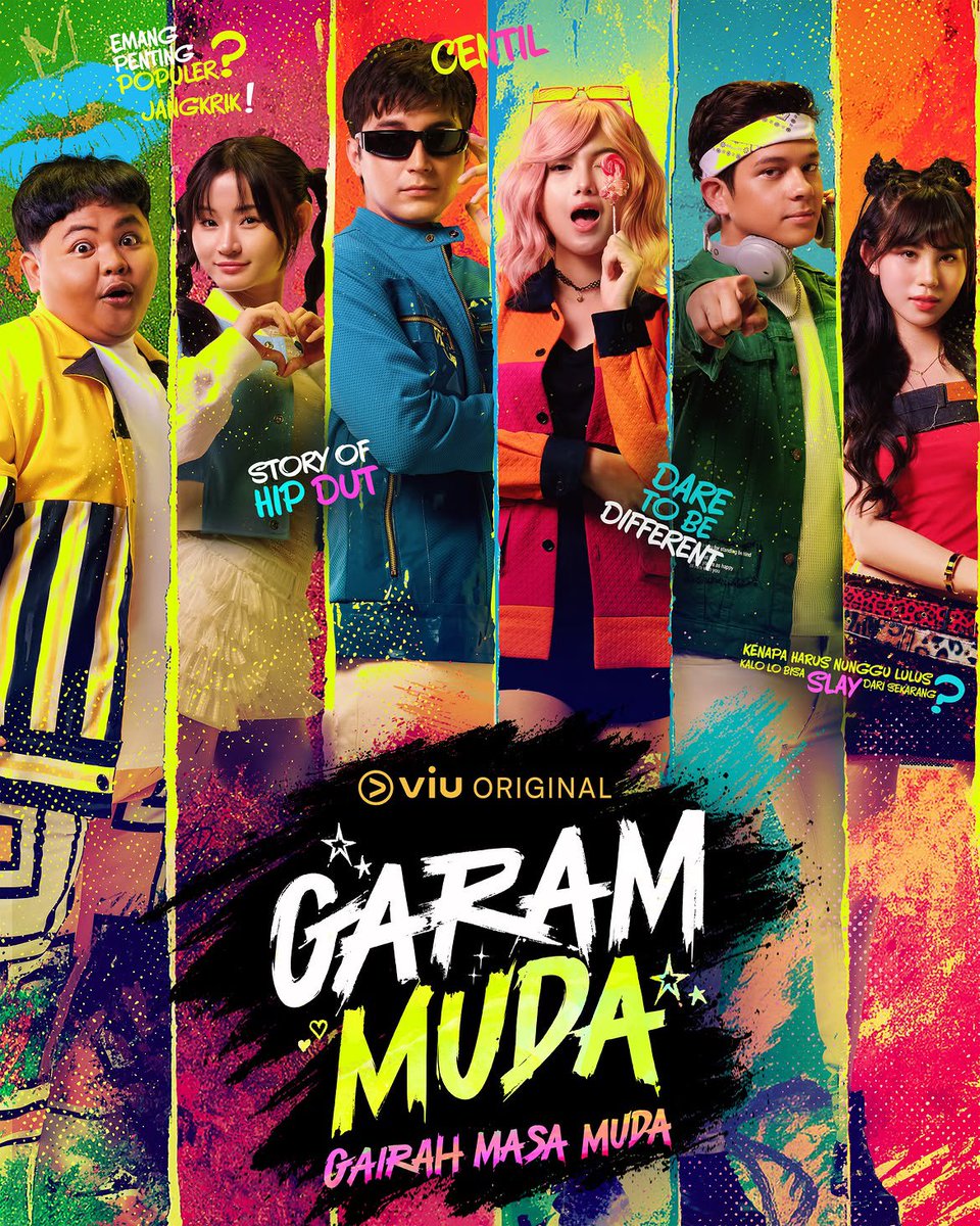 AisyahversWorld's tweet photo. Mau dibilang aneh atau nggak populer? Biarin aja! Yang penting, tetep slay dan jadi diri sendiri! ✨ Ikutin kisah mereka mengejar mimpi, cinta, dan persahabatan lewat musik Hipdut di series Viu Original Garam Muda (Gairah Masa Muda), segera tayang di VIU! https://t.co/V6VLdcegFB