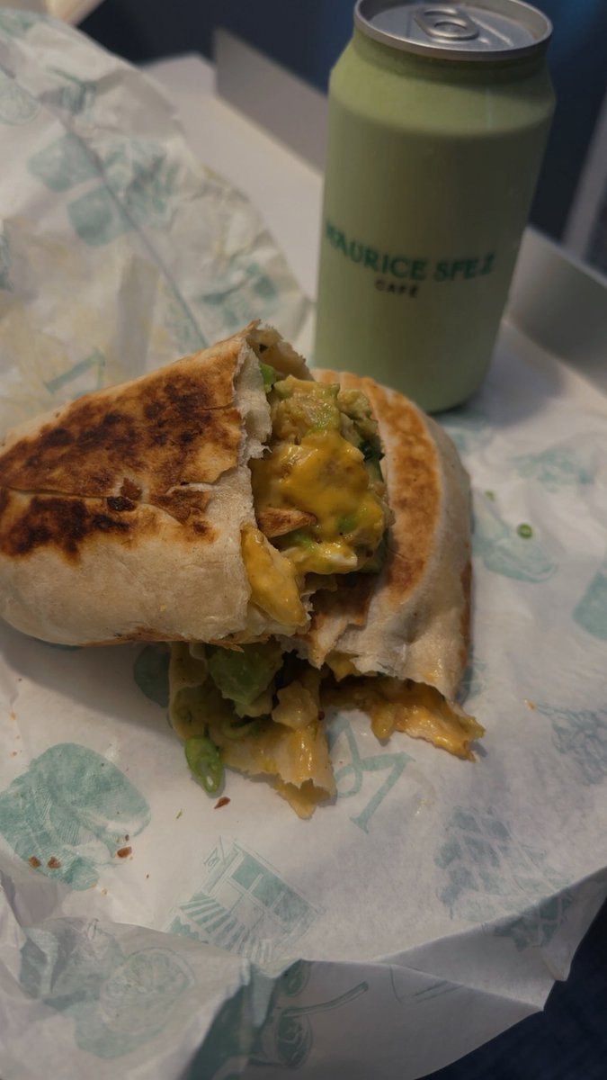 peachyyTV's tweet photo. I’ve managed to find a cold matcha latte and breakfast burrito https://t.co/etyDgSiORR
