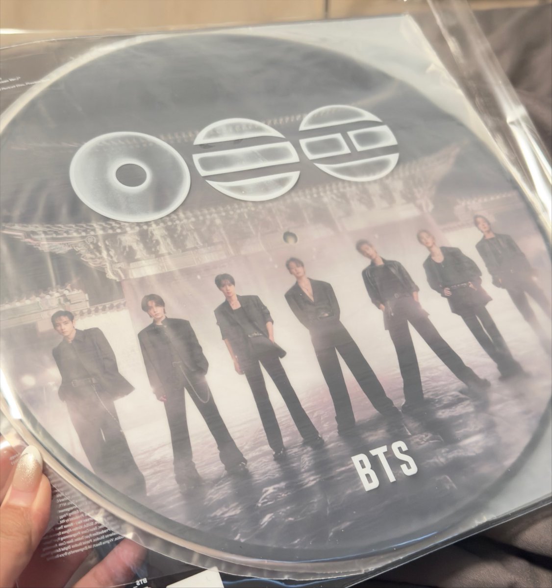 fwsl_85's tweet photo. ไวนิล 613 สวยมากกก แต่ถ้าใครเอฟมาลองหาซองใส่แผ่นเสียงมาใส่นะคะ ไม่งั้นซองพีวีซีข้างนอกมันดูดหน้าแผ่นมาก บ้านเราร้อนจัดๆ https://t.co/bLrereMf0z
