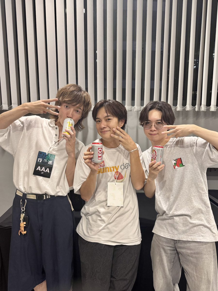 yasu_mochi's tweet photo. なとり 
ONE-MAN LIVE TOUR「行進」
@ UOB LIVE
思い出深いバンコクにて
スーパースーパーアルティメットダンシングシンギングライブ
本当にหล่อมากでした！
久しぶりのTAIKINGと優boyにもBIG LOVE
ボーちゃん口が二つある

#なとり #Natori 
#なとり_行進
#natoribkk2026
#จุ๊บเหมียว 💋🐈
#หล่อมาก https://t.co/0ujxI4EyTp