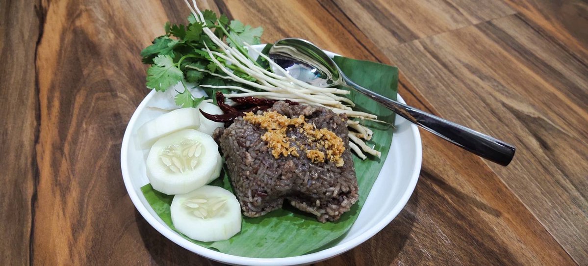 Pimnara302155's tweet photo. เสร็จ… พร้อมทาน

ข้าวเงี้ยวหรือกั้นจิ้น  เป็นของกินทางภาคเหนือบางพื้นที่  นิยมกินกับขนมจีนน้ำเงี้ยว https://t.co/DDPVeaRP61