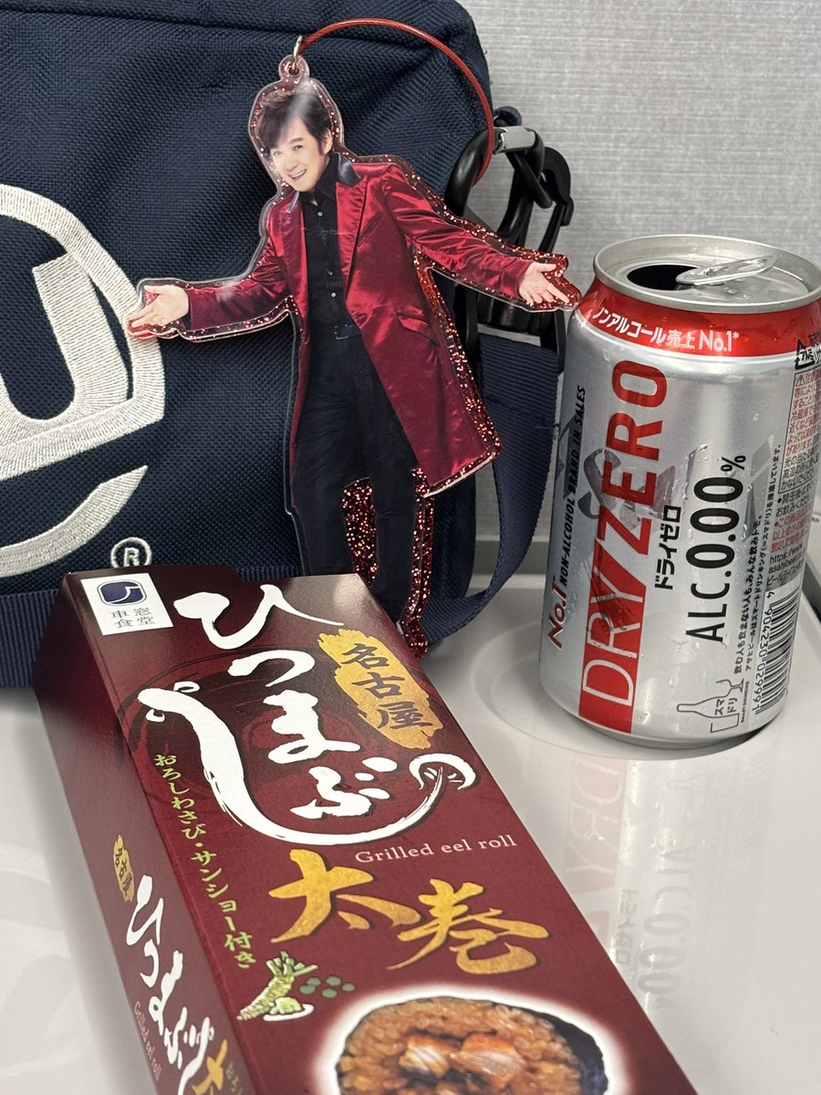 yokuou's tweet photo. 明日出社なので涙を飲んで帰ります
しかもノンアルでえらい（えらい）
みんなー また10月にね〜

#植草克秀
#CheersTo60years https://t.co/JvhAlvRKcv