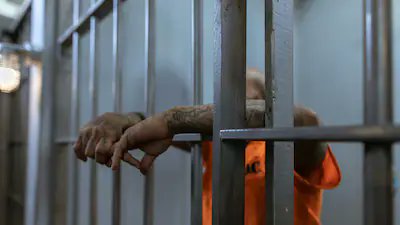 MarioNawfal's tweet photo. 🇬🇧 If you live in the UK, might want to make sure your doors are locked...

70,000+ prisoners in England and Wales were released from prison under the Labour government's early release scheme to tackle overcrowding.

New PM Andy Burnham THANKFULLY announced a pause to the plan, which was introduced in 2024 under Starmer. But many are already on the streets...

Under the plan, prisoners eligible for release after 50% of their sentence would be slashed to just 40% of it.

For certain violent and sexual offenders, the time-served would have been slashed to 50%, from 75%.

Burnham says no further prisoners will be released under this scheme until they've conducted a thorough review to "minimize risk to the public."

What's the point of a sentence if everyone just serves 40-50% of it??

Source: GB News, BBC / Writer: Michael