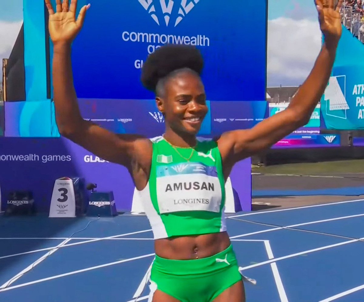 MakingOfChamps's tweet photo. TOBI AMUSAN 🇳🇬 12.19!!!!🤯🤯

Though windy, Tobi Amusan dropped the fastest time ever run at the Commonwealth Games in the women's 100mH, storming to victory in her heat in 12.19s (+3.8)!

She eased through her heat into the final ahead of Marione Fourie 🇿🇦 who ran 12.50s and Kerrica Hill 🇯🇲 in 12.69s.