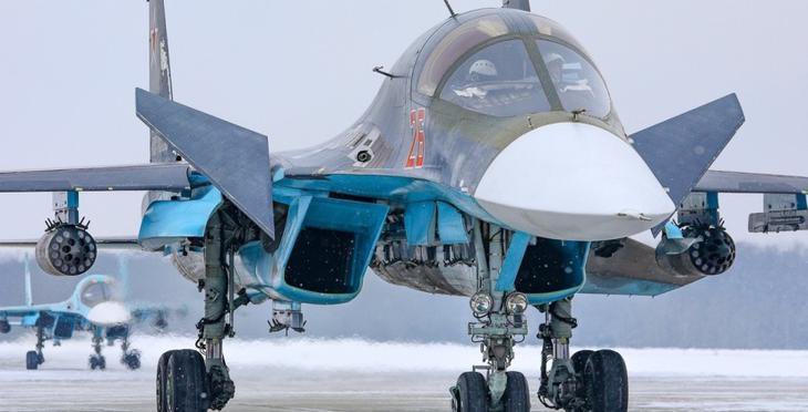HHungduc's tweet photo. Russia builds hardened shelters to protect fighter jets against Ukrainian strikes

The latest satellite imagery shows that Russia has completed the construction of multiple hardened aircraft shelters at the Marinovka airbase in the Volgograd region. https://t.co/qiNae8rzNl