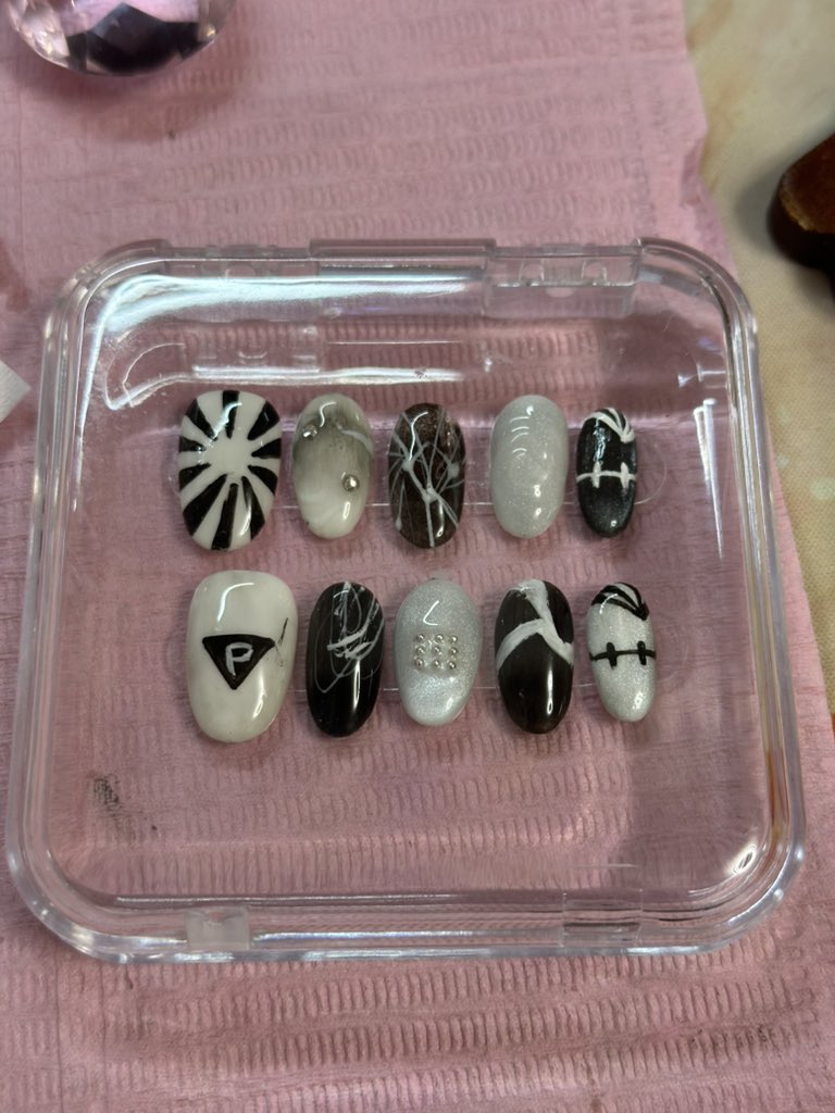 pearrro's tweet photo. 整甲初體驗
真係好難整呀😭整咗5粒鐘 朋朋肯借咗材料同教我整真係超好人
I tried https://t.co/erXgadXj9Q