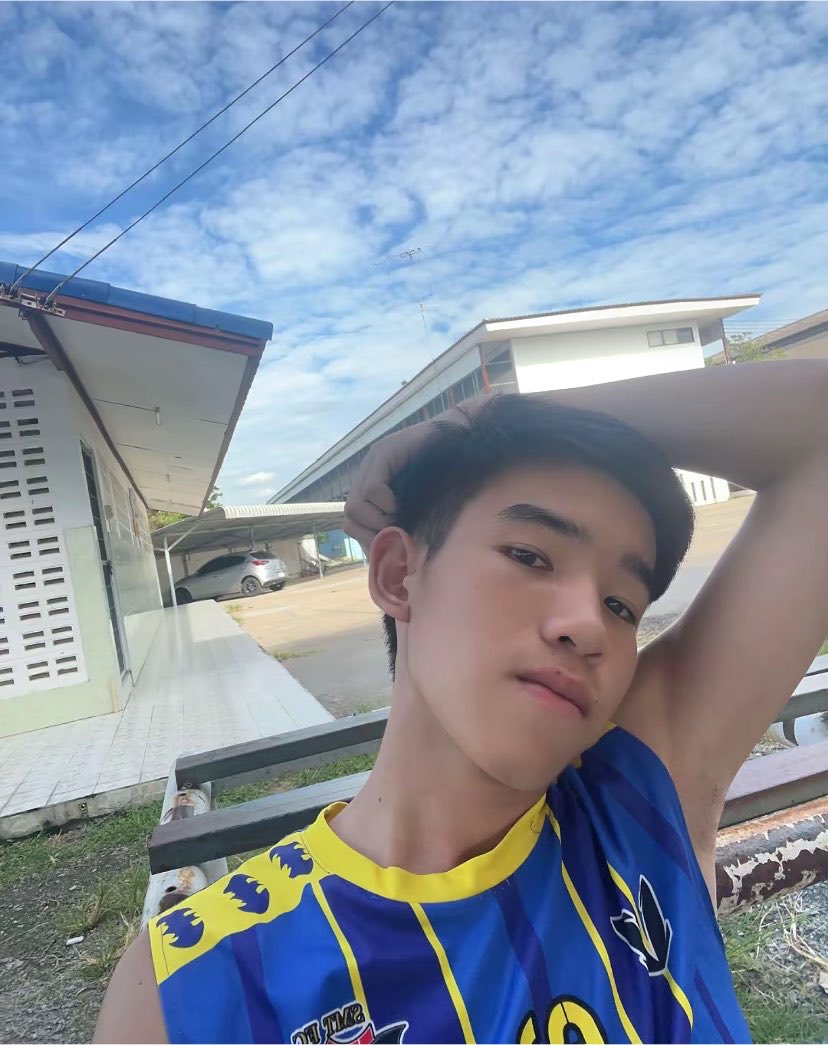 Kawin5k's tweet photo. เอ็นดูผมหน่อยครับ https://t.co/G3M9mmYECa