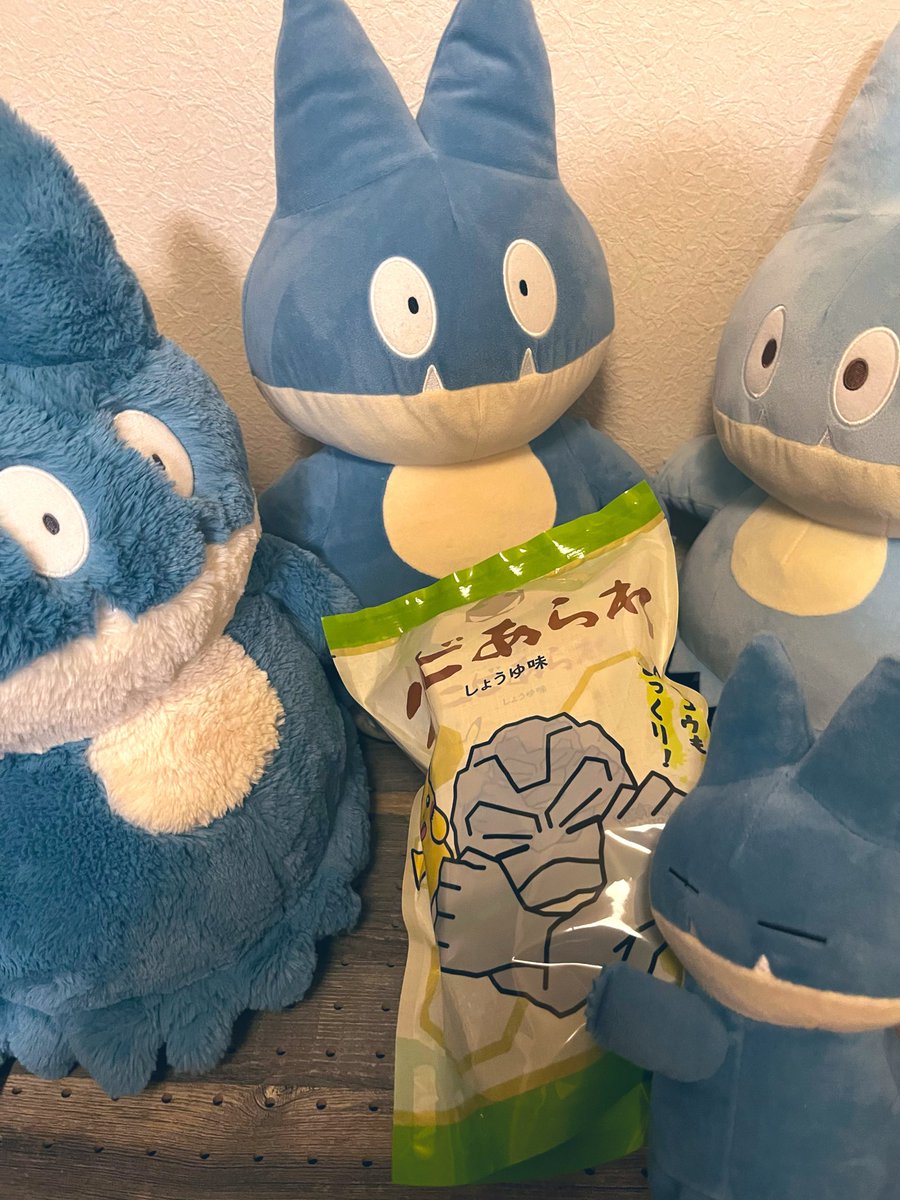なんか、お顔似てるね(｀-︿-´ )