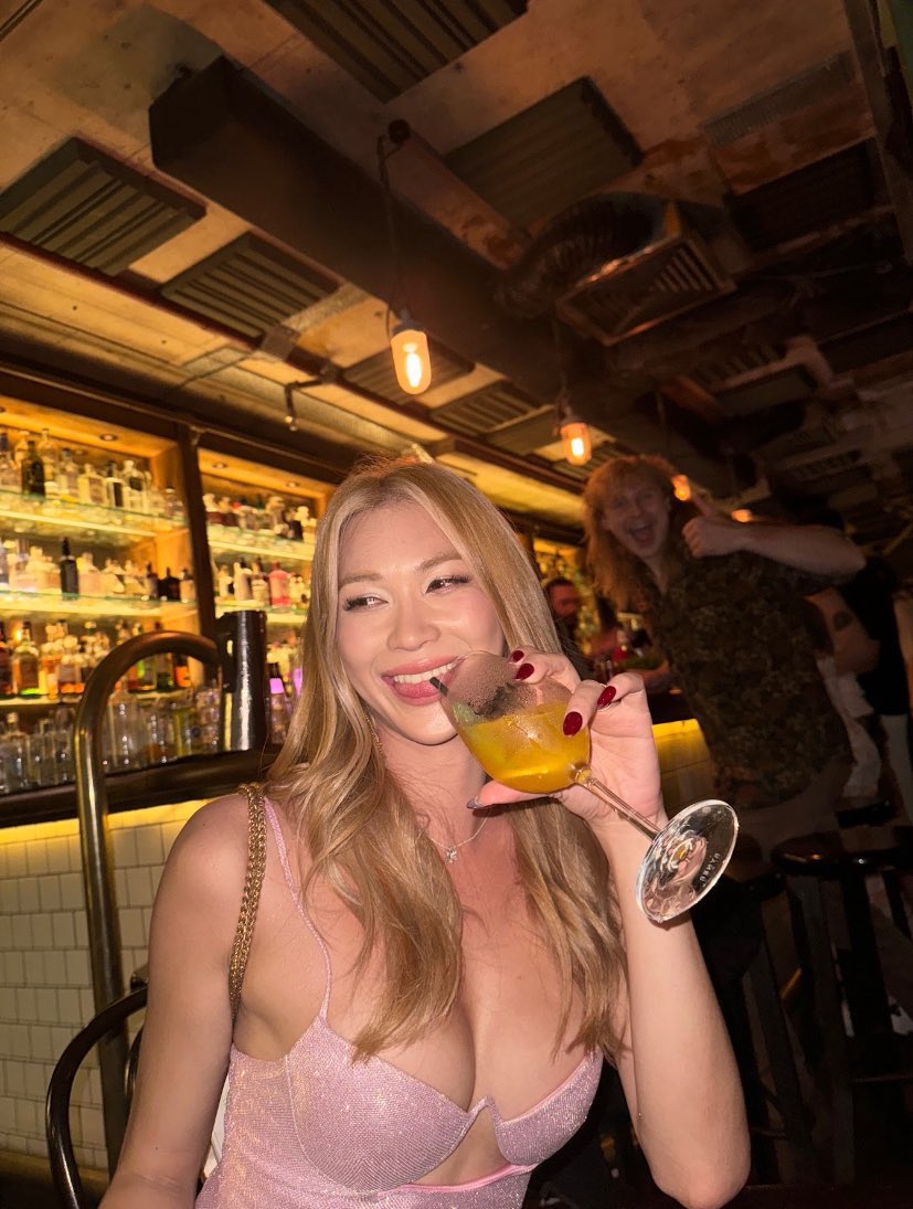Ellabee01's tweet photo. Would you take a trans 🏳️‍⚧️ girl like me on a date? https://t.co/vUnWADGP7R
